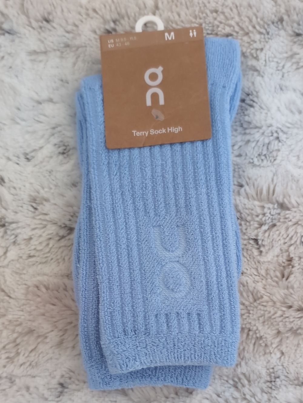 On Terry Crew Socks
